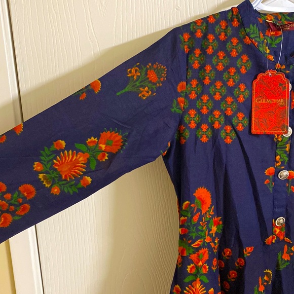 Indian cotton long kurti/dress with 3/4th sleeves - Picture 4 of 5